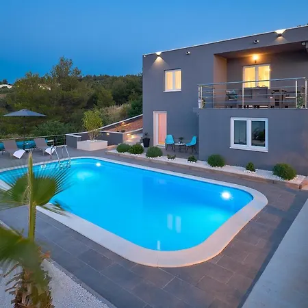 Villa Sun Spalato Borna Trogir
