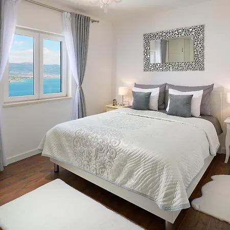 Sun Spalato Borna Villa Trogir